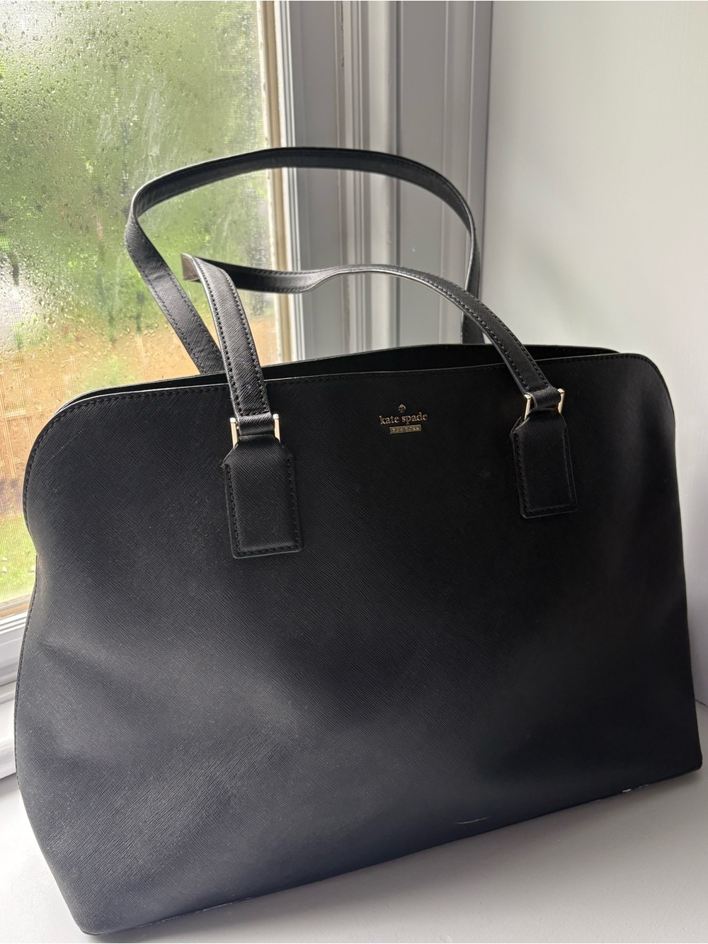 kate spade black Saffiano leather tote